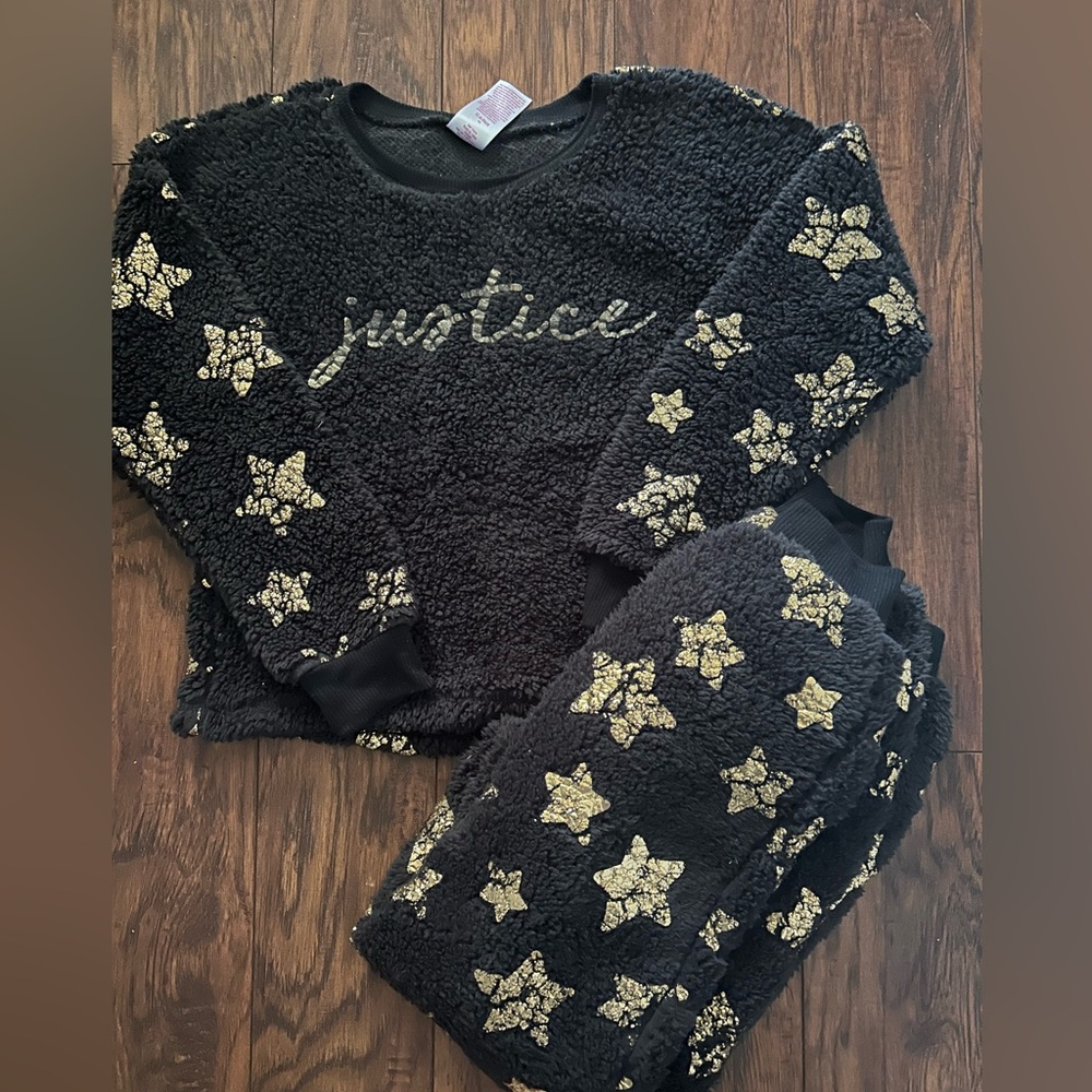 Justice Sherpa sleepwear set size 10